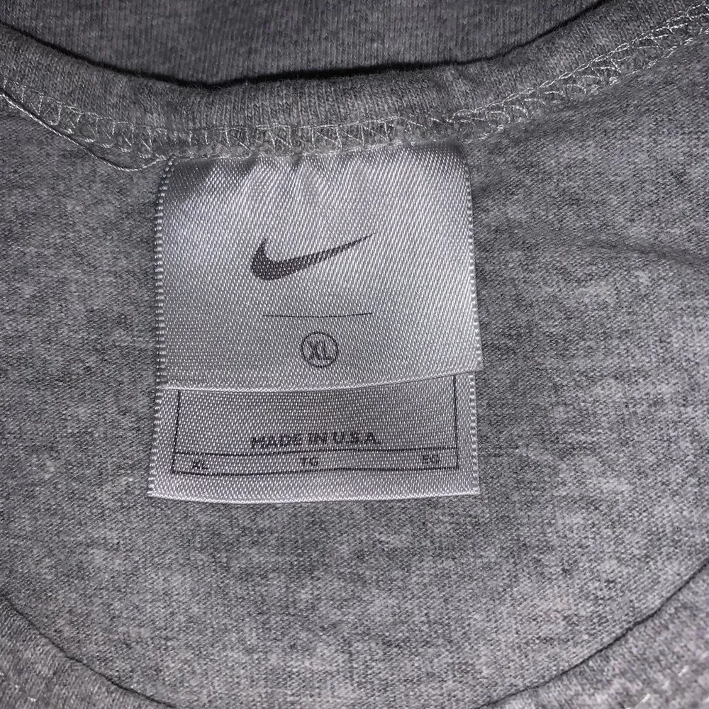 Girls Nike tank top size XL